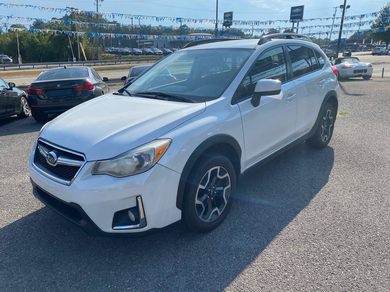 Used 2017 Subaru Crosstrek 2.0i Premium AWD/4WD image 4