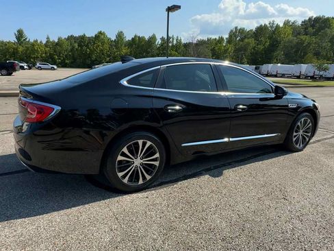 Used 2017 Buick LaCrosse Essence FWD image 8