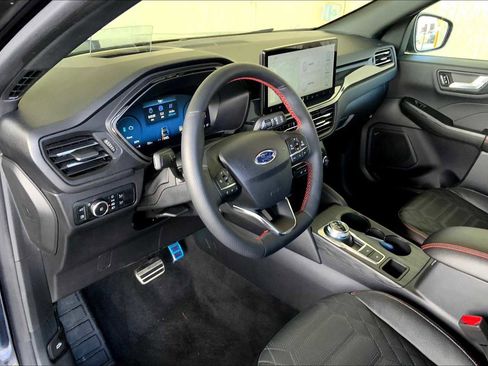 Used 2024 Ford Escape ST-Line Elite w/ Premium Technology Package image 31