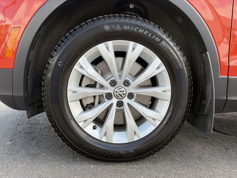 Used 2018 Volkswagen Tiguan S AWD/4WD image 11
