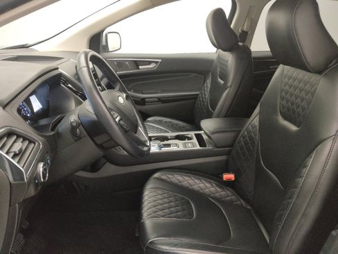 Used 2023 Ford Edge Titanium image 17