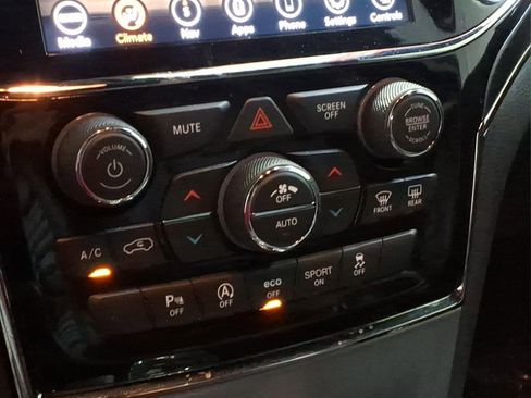 Used 2020 Jeep Grand Cherokee Limited X AWD/4WD image 9