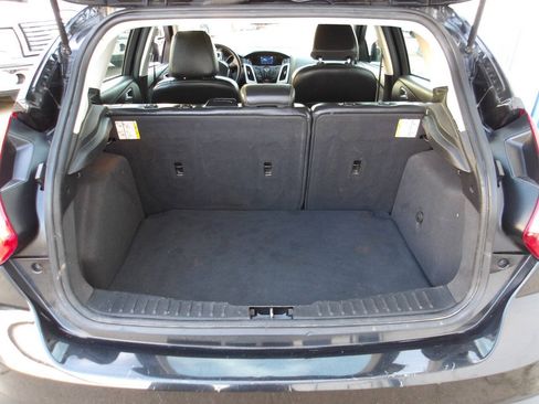 Used 2014 Ford Focus SE FWD image 22