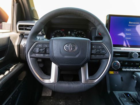 New 2026 Toyota Tacoma TRD Off-Road w/ TRD Off Road Upgrade Package AWD/4WD image 18