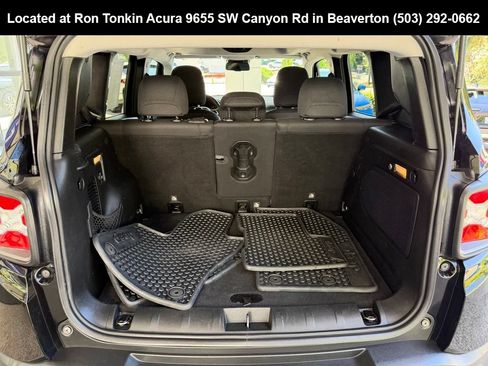 Used 2016 Jeep Renegade Trailhawk AWD/4WD image 10
