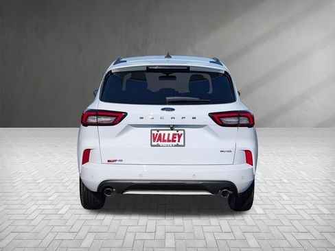 Used 2023 Ford Escape ST-Line w/ Tech Pack #1 image 9