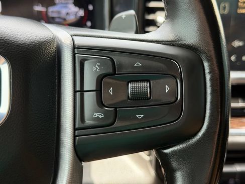 Used 2024 GMC Sierra 1500 Elevation w/ LPO, Elevation Black Package AWD/4WD image 19