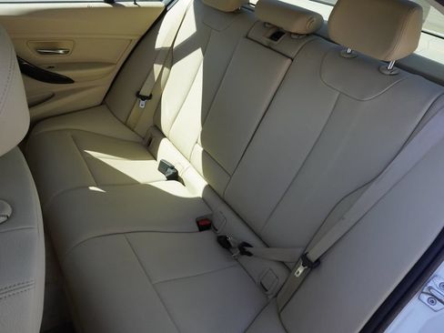 Used 2015 BMW 328i xDrive Sedan AWD/4WD image 30