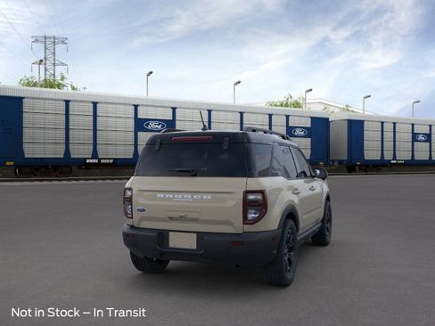 New 2025 Ford Bronco Sport Outer Banks w/ Outer Banks Tech Package+ AWD/4WD image 8