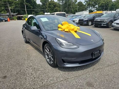Used 2023 Tesla Model 3 Standard Range RWD image 7