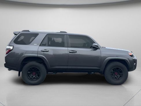 Used 2023 Toyota 4Runner SR5 Premium w/ SR5 Premium Package AWD/4WD image 3