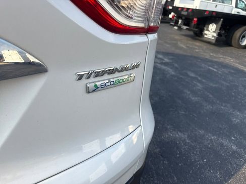 Used 2016 Ford Escape Titanium image 11