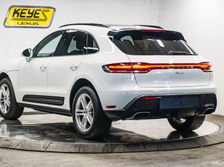 Used 2025 Porsche Macan AWD/4WD video 2