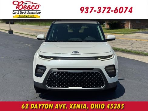 Used 2020 Kia Soul EX w/ Option Group 015 FWD image 2