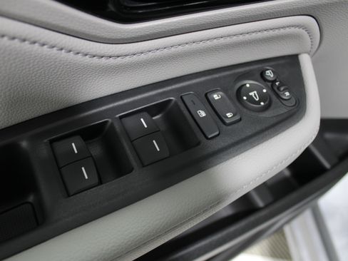 Used 2024 Honda Odyssey Elite image 7