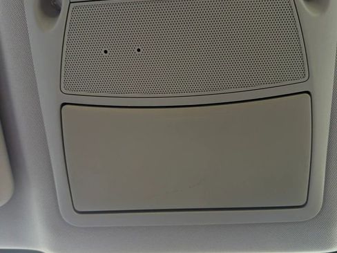 Used 2017 Nissan Rogue Sport SV image 29