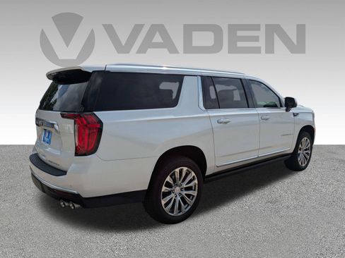 Used 2022 GMC Yukon XL Denali RWD image 30