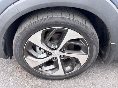 Used 2017 Hyundai Tucson Limited w/ Limited Ultimate Package 03 FWD image 6