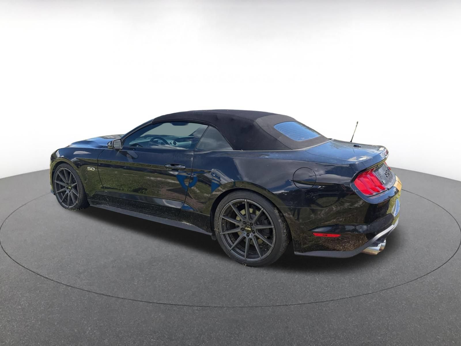 Used 2022 Ford Mustang GT Premium w/ GT Performance Package RWD image 7