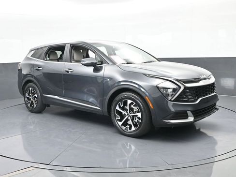 Used 2023 Kia Sportage EX image 8