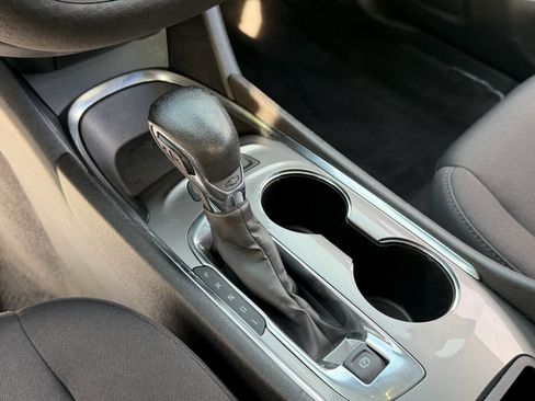 Used 2024 Chevrolet Malibu LT image 12