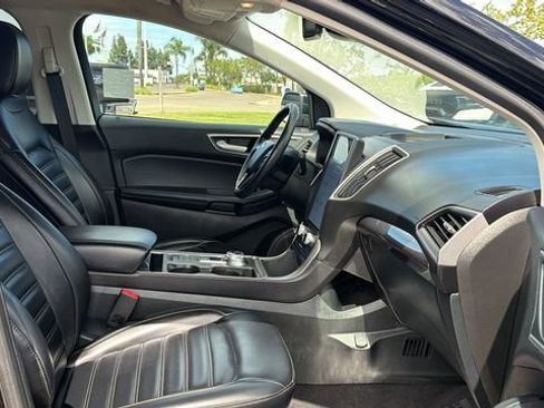 Certified 2024 Ford Edge SEL AWD/4WD image 11