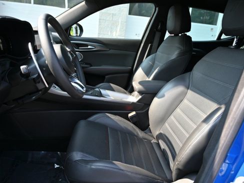 Used 2024 Dodge Hornet R/T Plus w/ R/T Blacktop Package AWD/4WD image 17