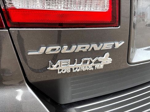 Used 2018 Dodge Journey SXT w/ Connectivity Group image 24