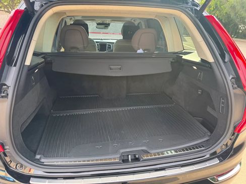 Used 2017 Volvo XC90 T8 Excellence AWD/4WD image 5
