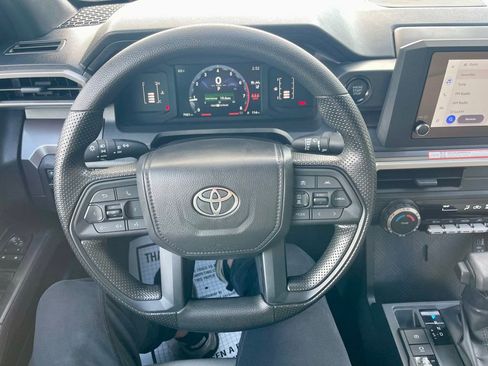Used 2025 Toyota Tacoma SR5 image 14