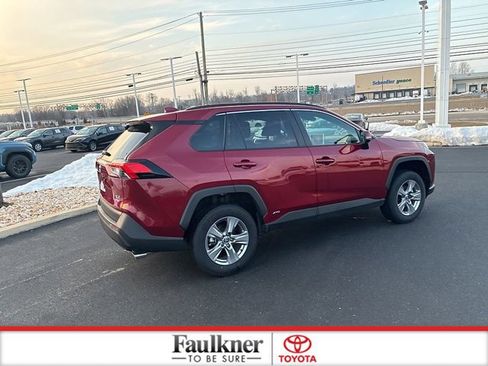 Certified 2025 Toyota RAV4 XLE image 7