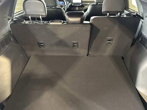Used 2025 Ford Escape ST-Line image 8