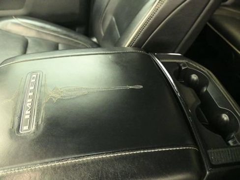Used 2022 RAM 1500 Limited w/ Body Color Bumper Group AWD/4WD image 22