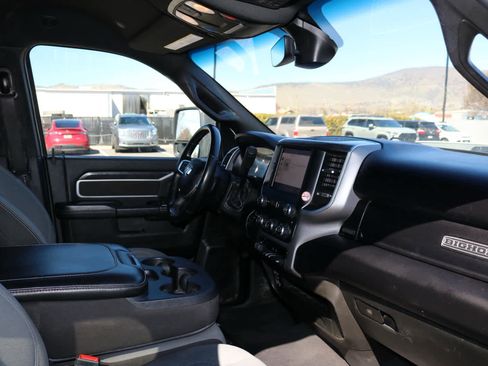 Used 2024 RAM 2500 Big Horn image 24
