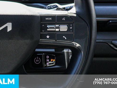 Used 2024 Kia EV9 Wind image 42