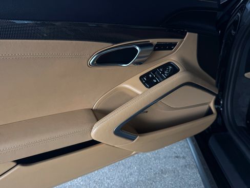 Used 2019 Porsche 911 Turbo AWD/4WD image 27