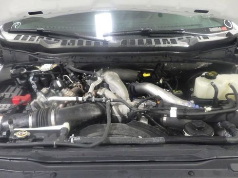 Used 2025 Ford F250 Lariat w/ FX4 Off-Road Package AWD/4WD image 10