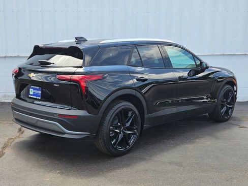 New 2025 Chevrolet Blazer EV LT image 3