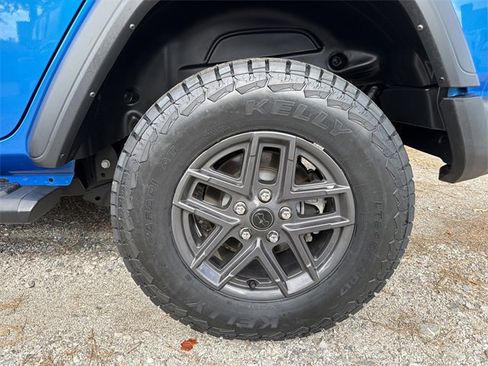 Used 2024 Jeep Wrangler Sport S image 19