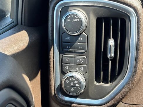 Used 2020 GMC Sierra 1500 SLT w/ SLT Premium Package AWD/4WD image 16