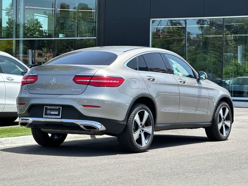 Used 2019 Mercedes-Benz GLC 300 4MATIC Coupe image 3