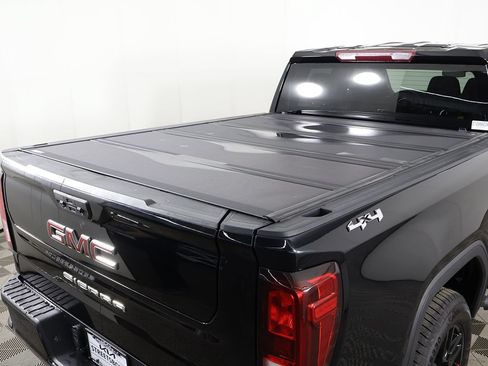 Used 2023 GMC Sierra 1500 Elevation AWD/4WD image 18