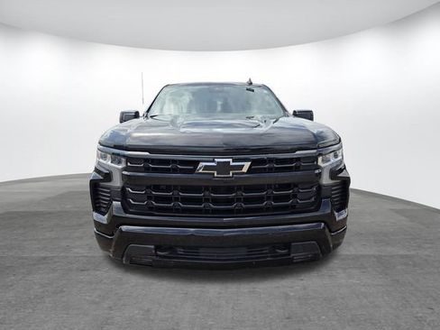 Used 2023 Chevrolet Silverado 1500 RST image 2