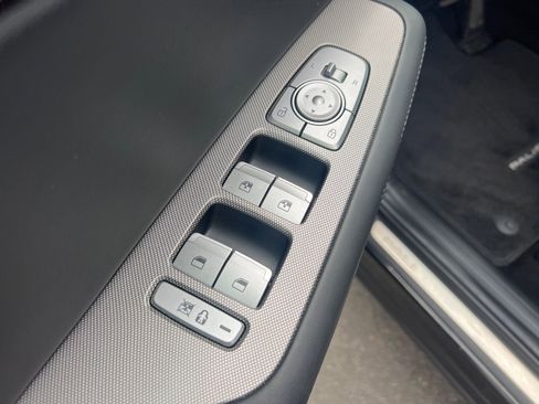 Used 2022 Hyundai Palisade Limited image 24