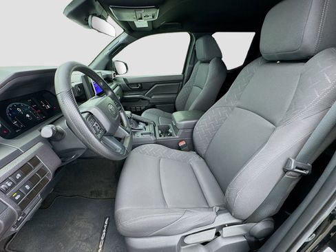 Used 2024 Toyota Tacoma SR image 13