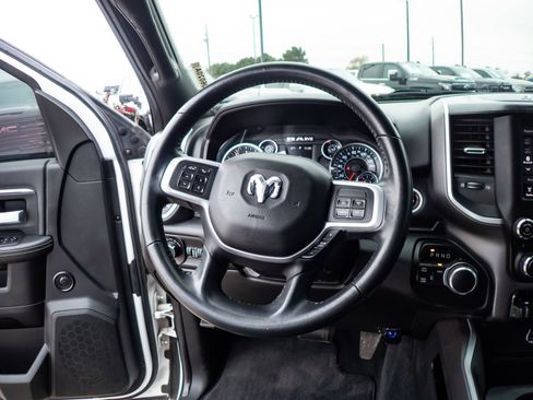 Used 2019 RAM 2500 Big Horn image 13
