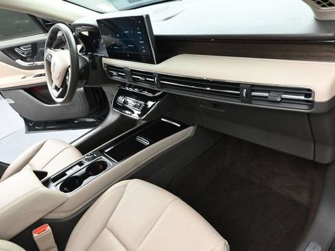 Certified 2023 Lincoln Corsair Reserve AWD/4WD image 27