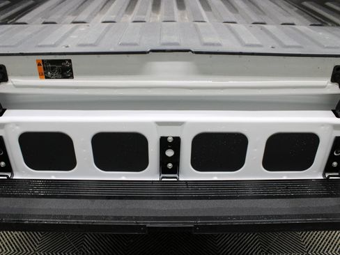 Used 2024 GMC Sierra 1500 AT4 image 45