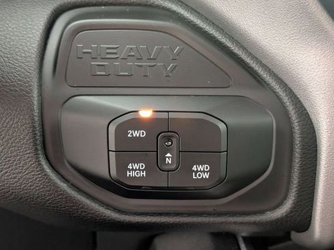 Used 2025 RAM 2500 Laramie AWD/4WD image 24