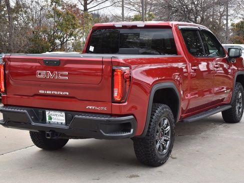 Used 2025 GMC Sierra 1500 AT4X image 8